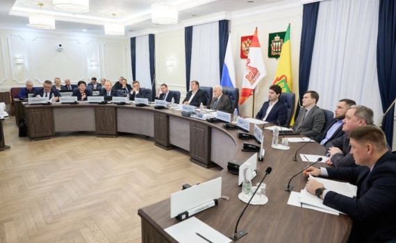 Олег Мельниченко поручил строго соблюдать сроки программы переселения по нацпроекту Олег Мельниченко поручил строго соблюдать сроки программы переселения по нацпроекту